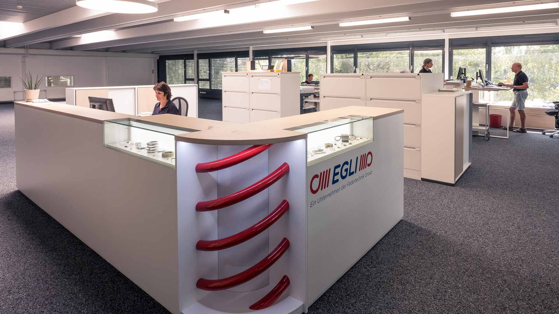 Eglifedern_photo_entrance_1920x1080